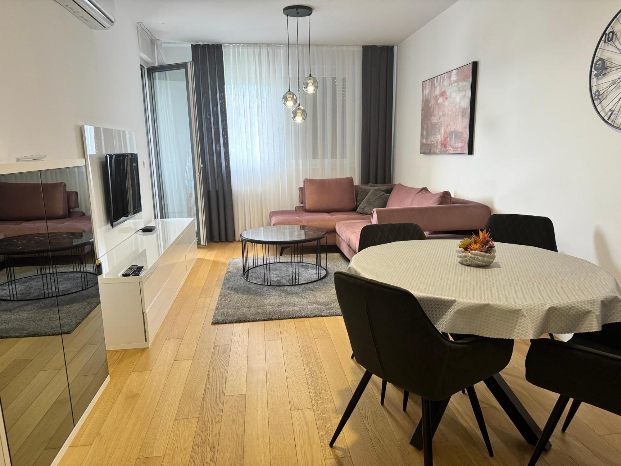 Apartment Eva *